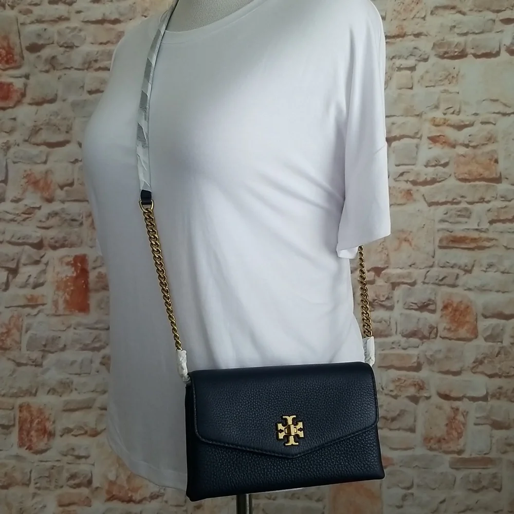 New Tory Burch Kira Leather Wallet-On-Chain